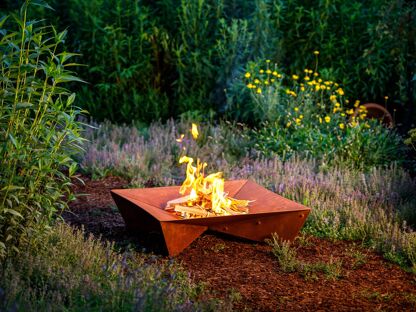 KEILBACH DESIGNPRODUKTE Fluxus fire pit 80 x 80 cm