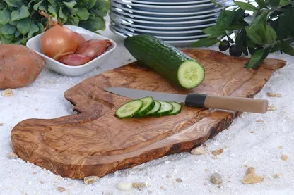 OLIVENHOLZ-ERLEBEN Rustic steak board with juice groove & without handle, olive wood