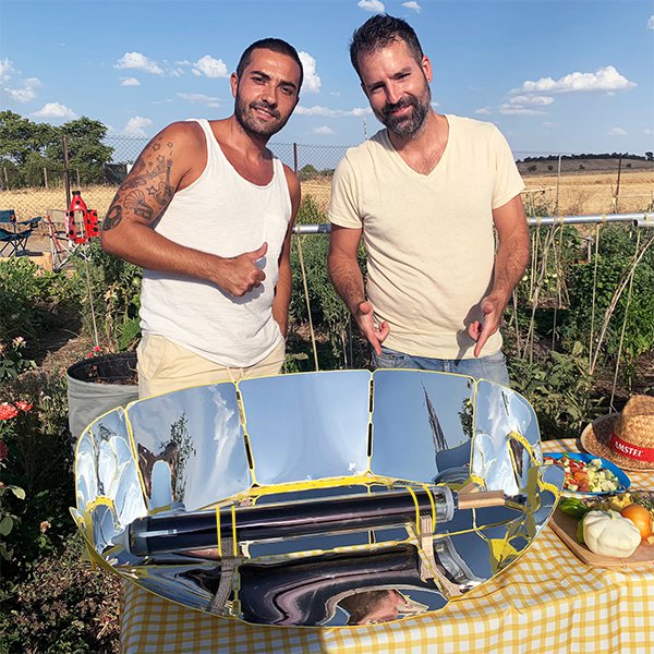 SOLAR BROTHER Sungood® 360 multi-cooking solar oven