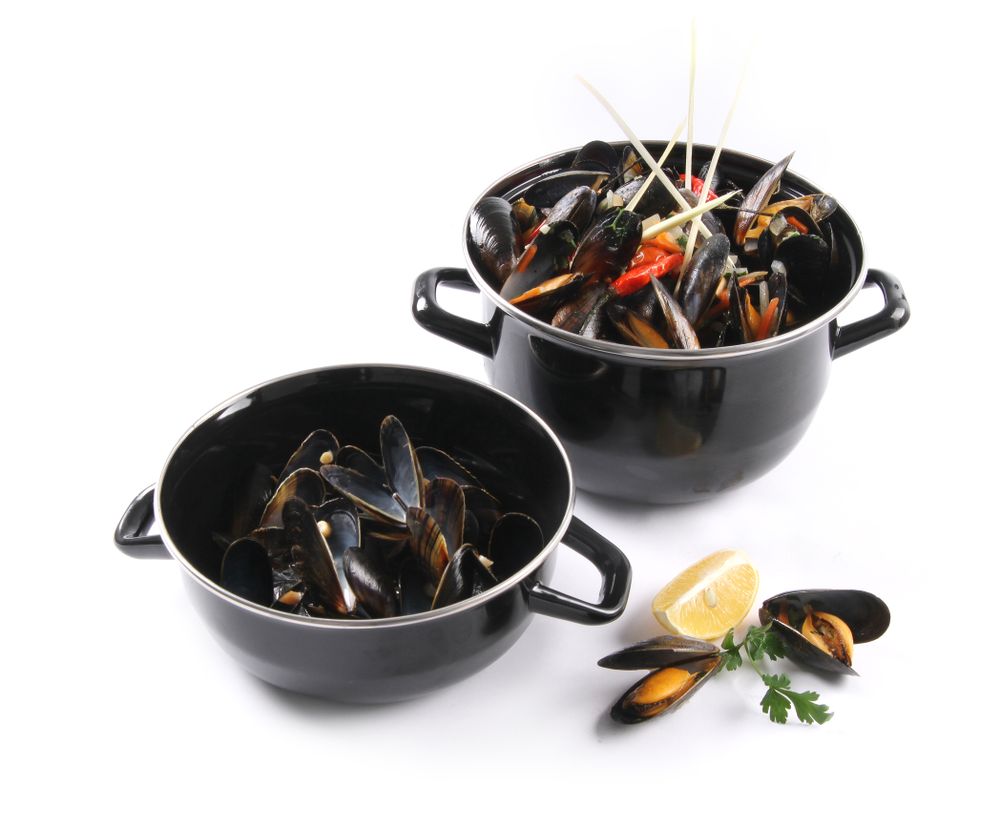 HENDI Mussel pan with lid, 4.2L