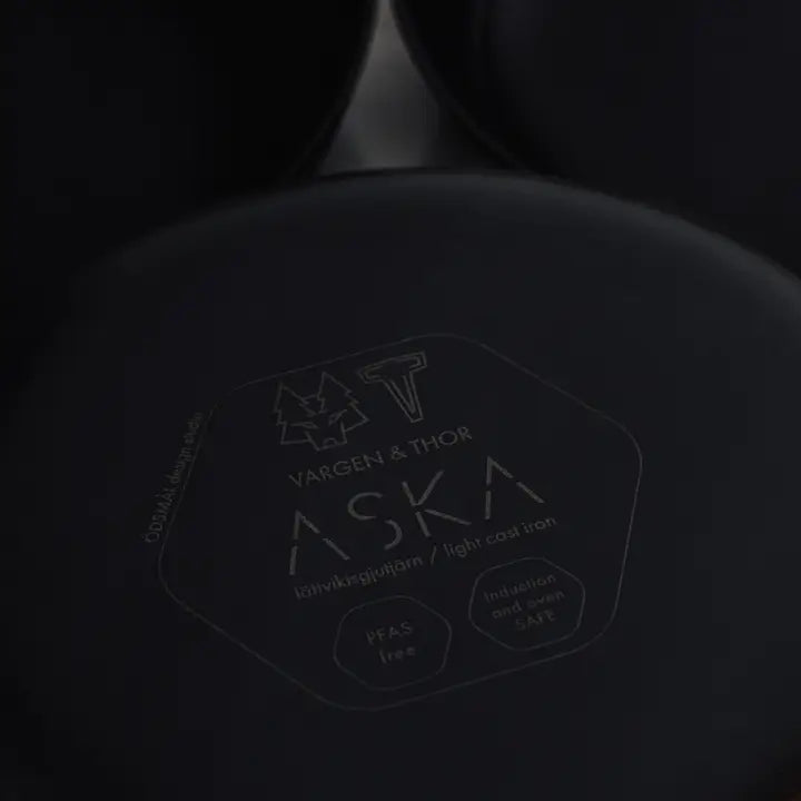 VARGEN & THOR Aska 28 lightweight cast iron fry pan 28cm