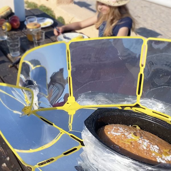 SOLAR BROTHER Sungood® 360 multi-cooking solar oven