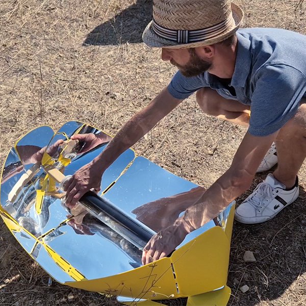 SOLAR BROTHER Sungood® 360 multi-cooking solar oven